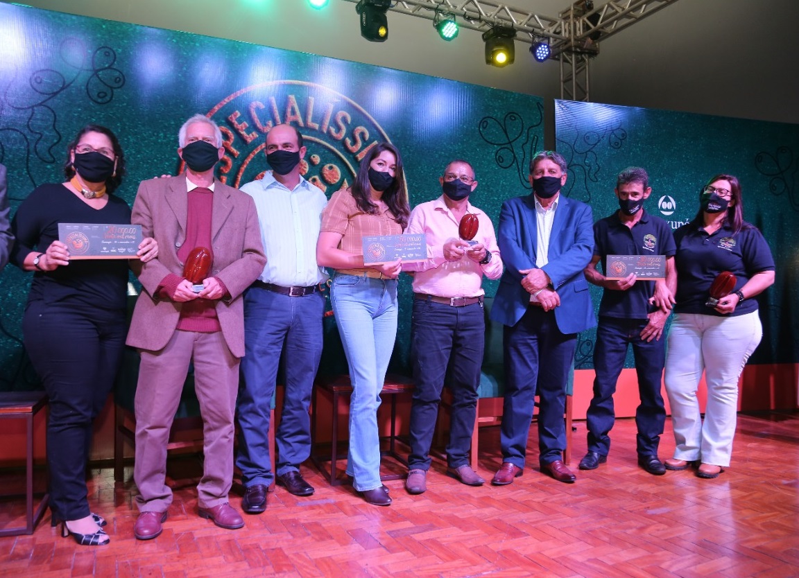 VENCEDORES ESPECIALÍSSIMO